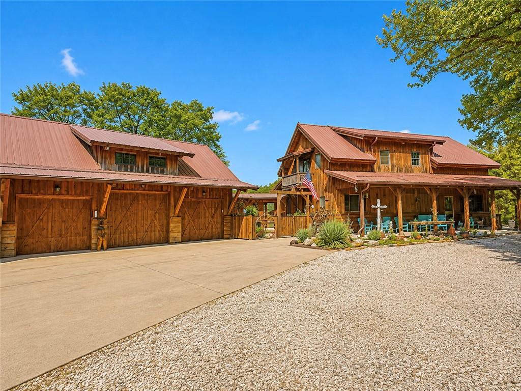Listing Photo MLS #HMS2639471