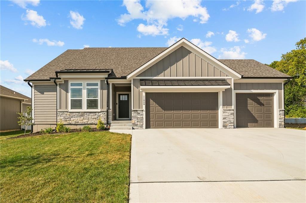 Listing Photo MLS #HMS2639741