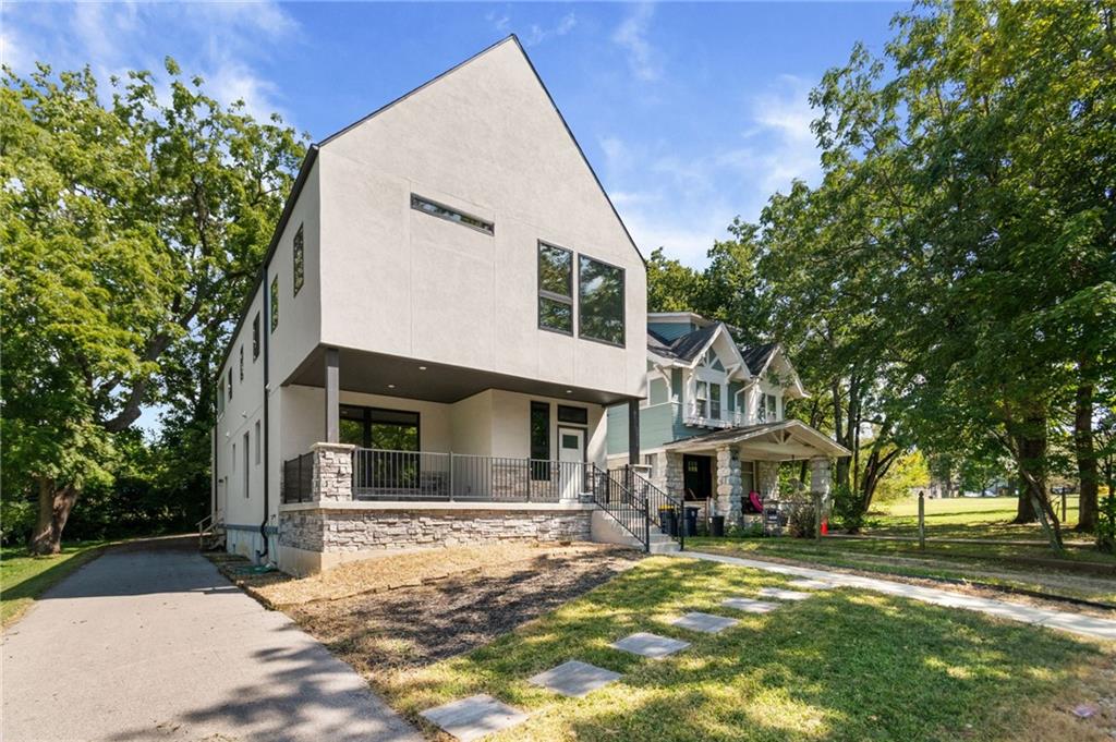 Listing Photo MLS #HMS2639802