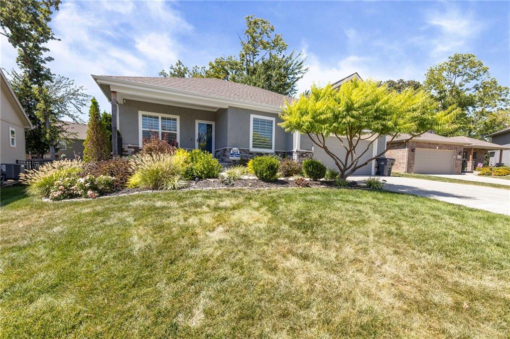 Listing Photo MLS #HMS2639880