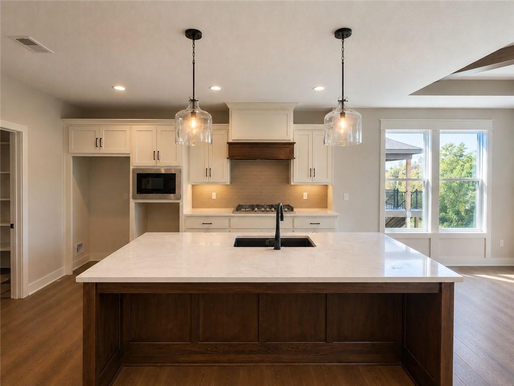 Listing Photo MLS #HMS2639919