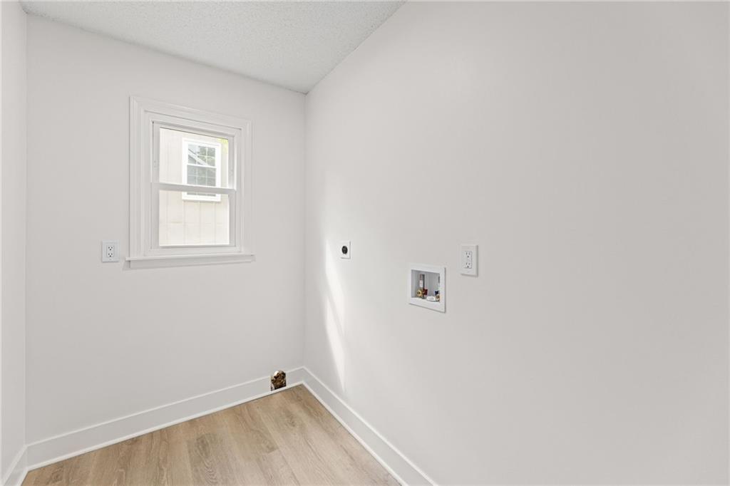 Listing Photo MLS #HMS2639996