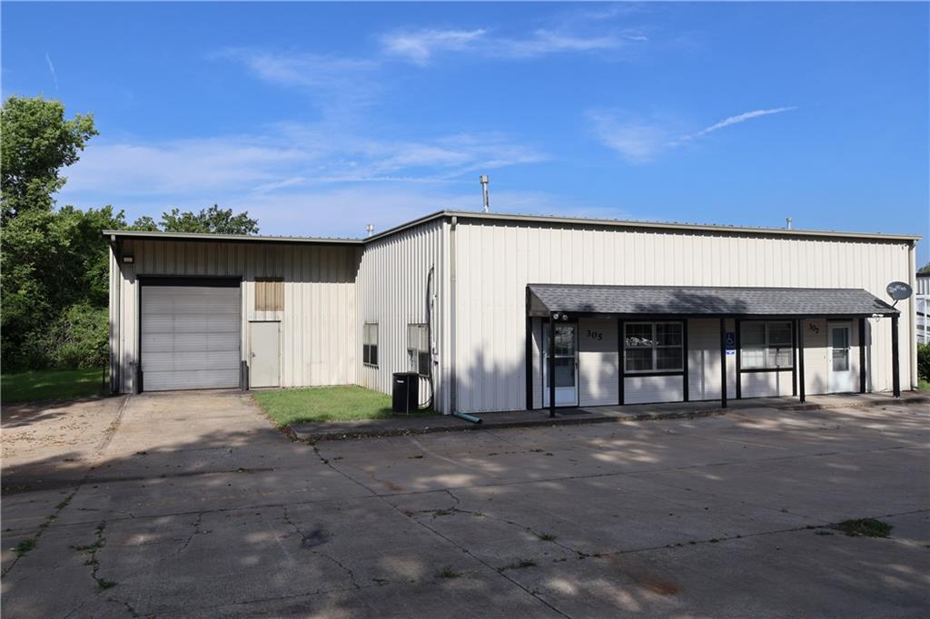 Listing Photo MLS #HMS2640006