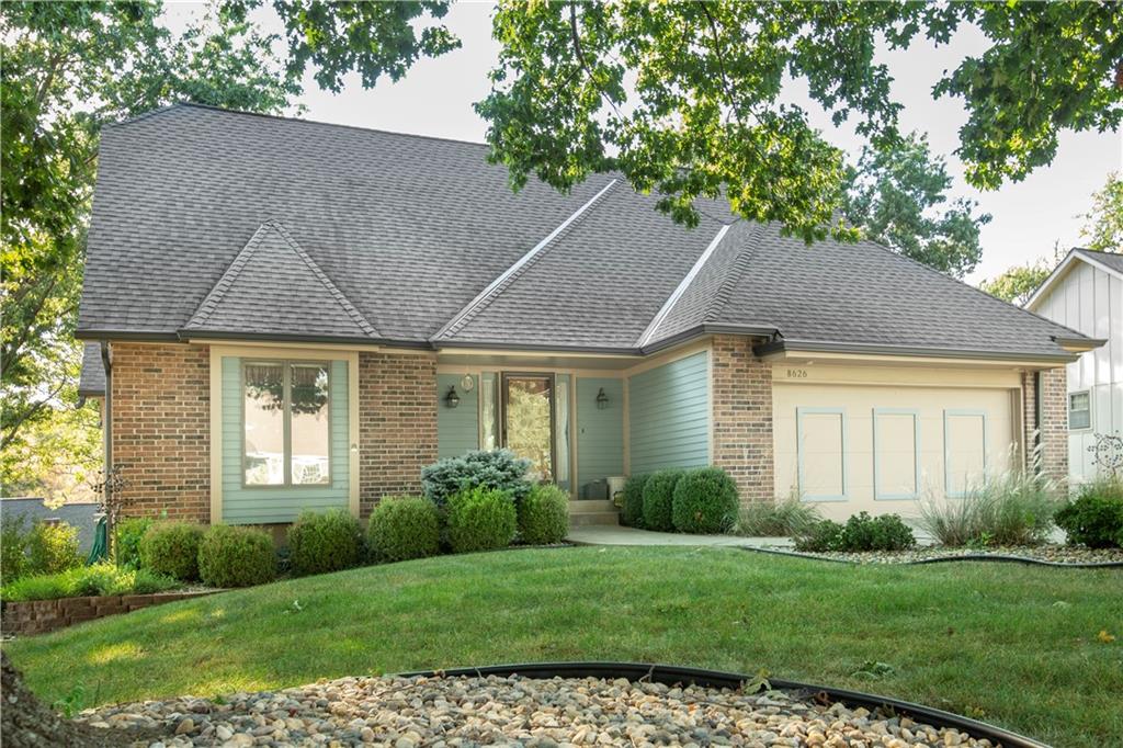 Listing Photo MLS #HMS2640114