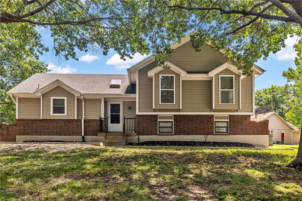 Listing Photo MLS #HMS2640129