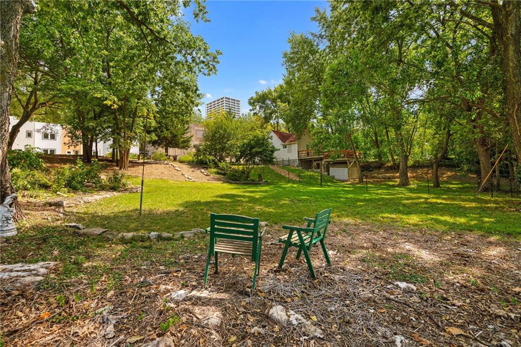 Listing Photo MLS #HMS2640157