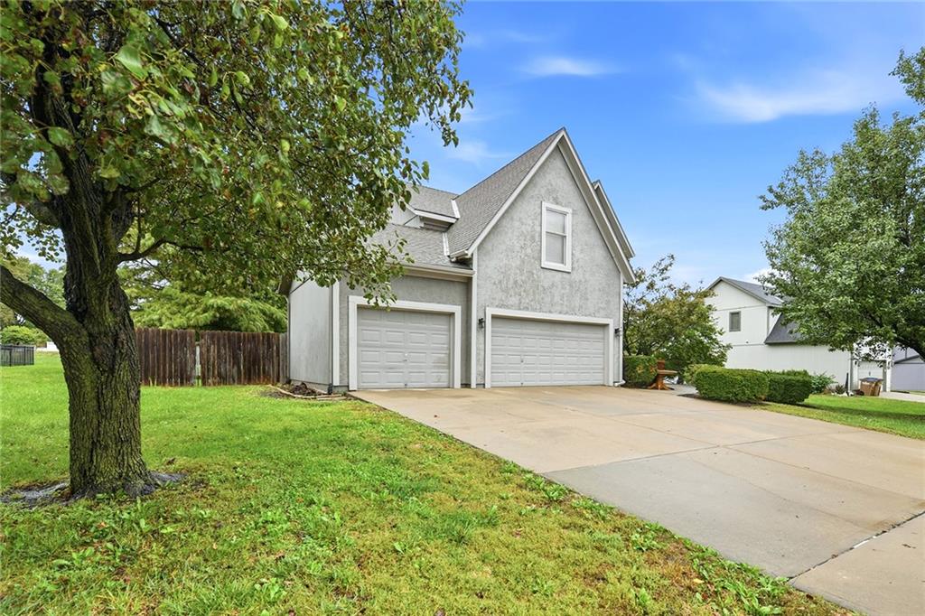 Listing Photo MLS #HMS2640160