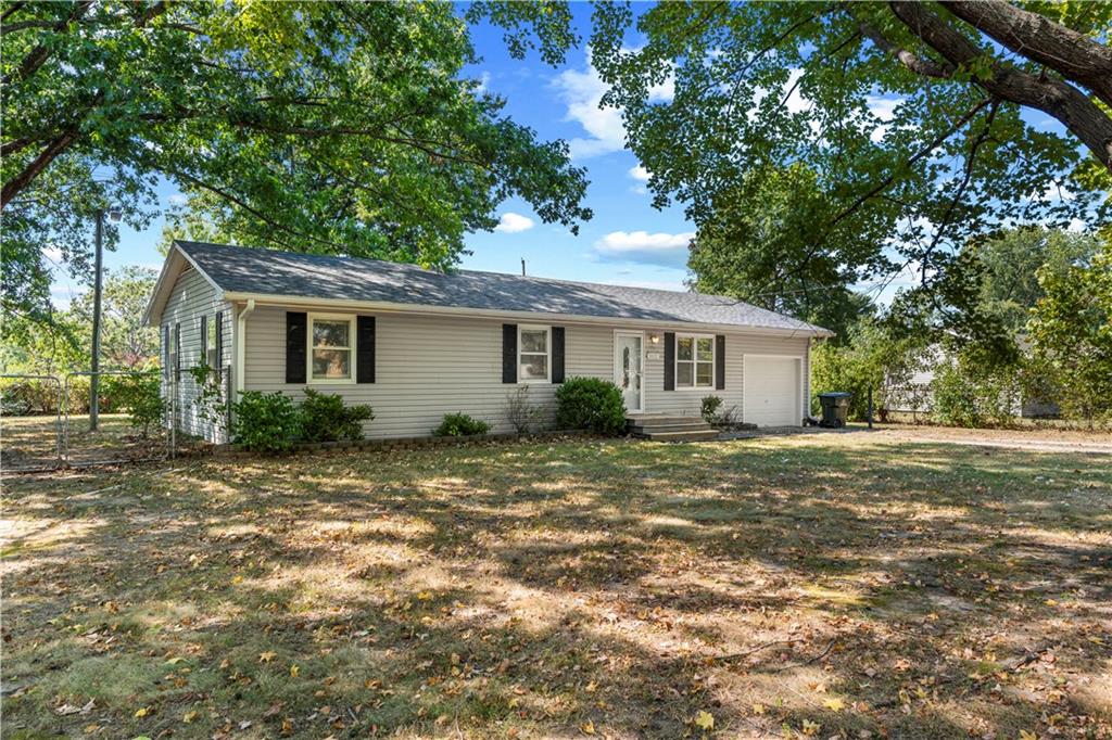 Listing Photo MLS #HMS2640212