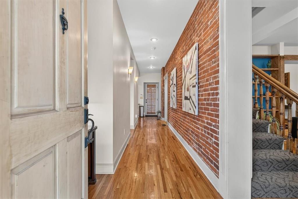 Listing Photo MLS #HMS2640403