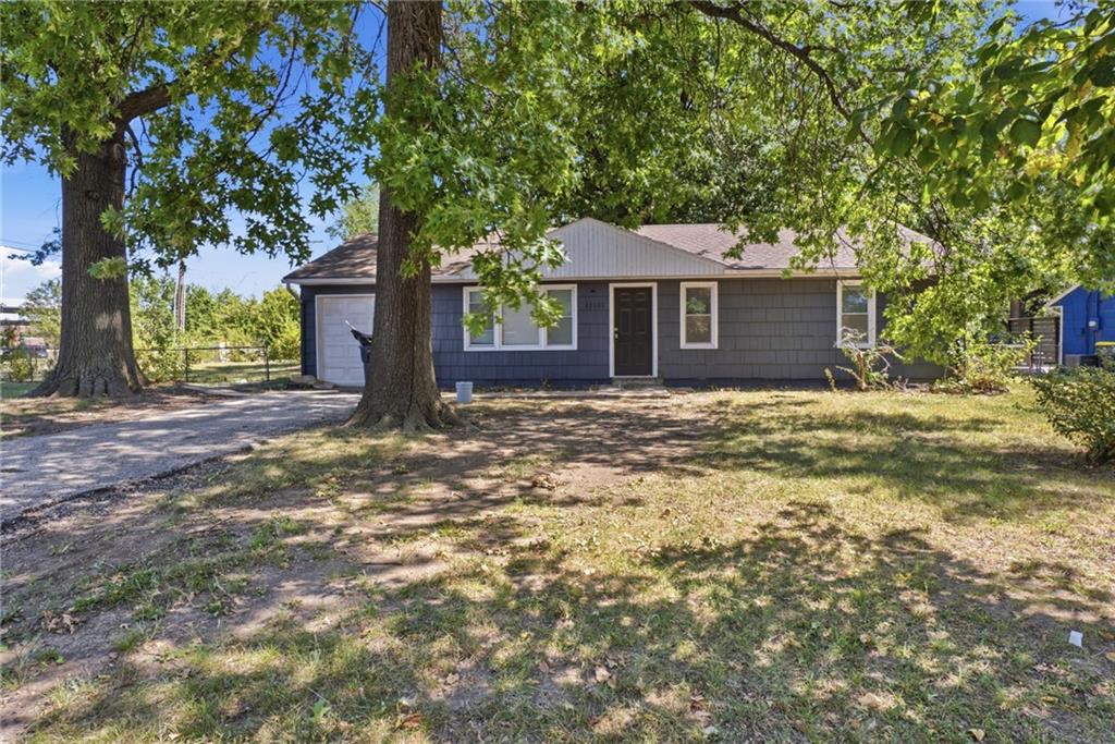 Listing Photo MLS #HMS2640528