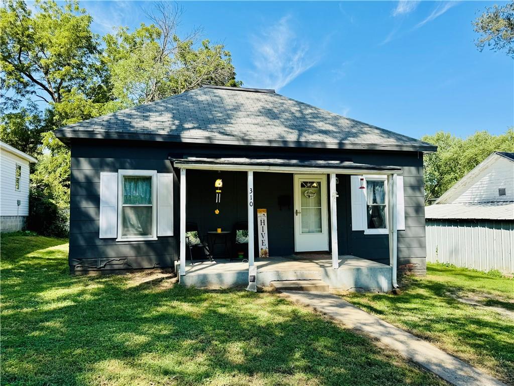 Listing Photo MLS #HMS2640712