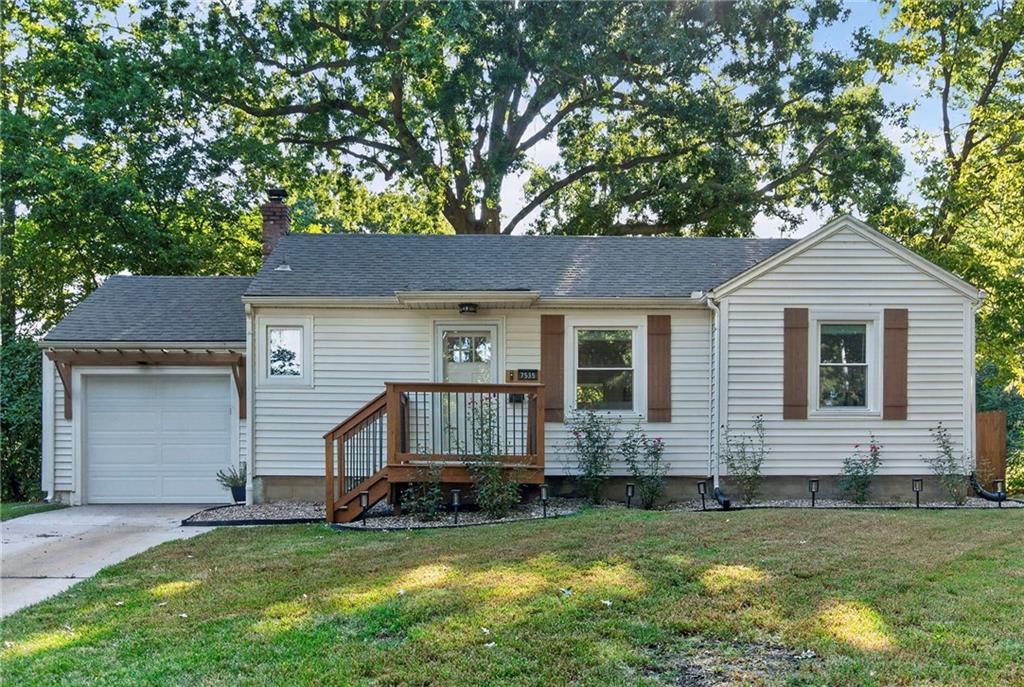 Listing Photo MLS #HMS2640798