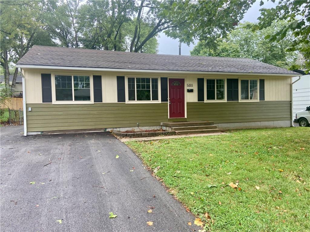 Listing Photo MLS #HMS2641189