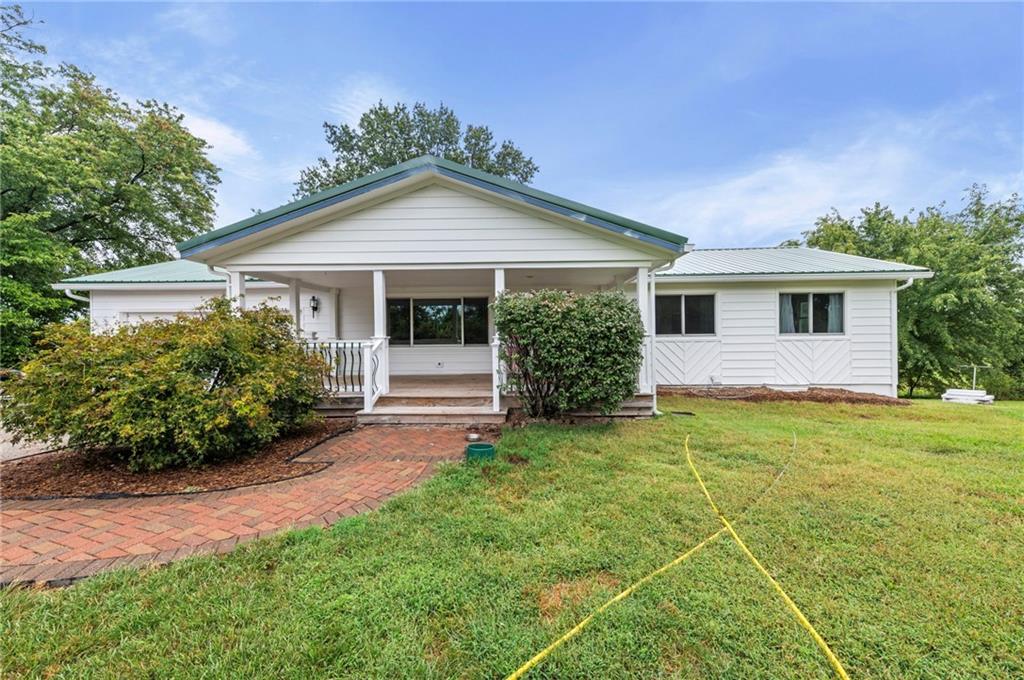 Listing Photo MLS #HMS2641190