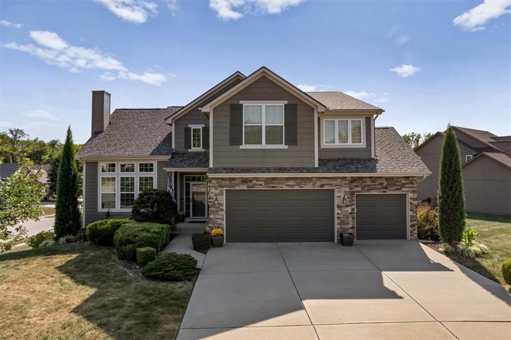 Listing Photo MLS #HMS2641241