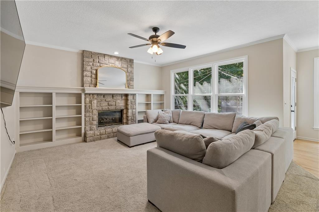 Listing Photo MLS #HMS2641245