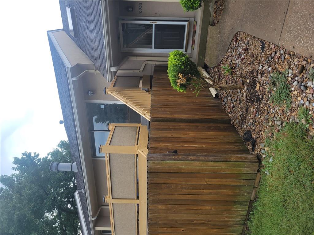 Listing Photo MLS #HMS2641405
