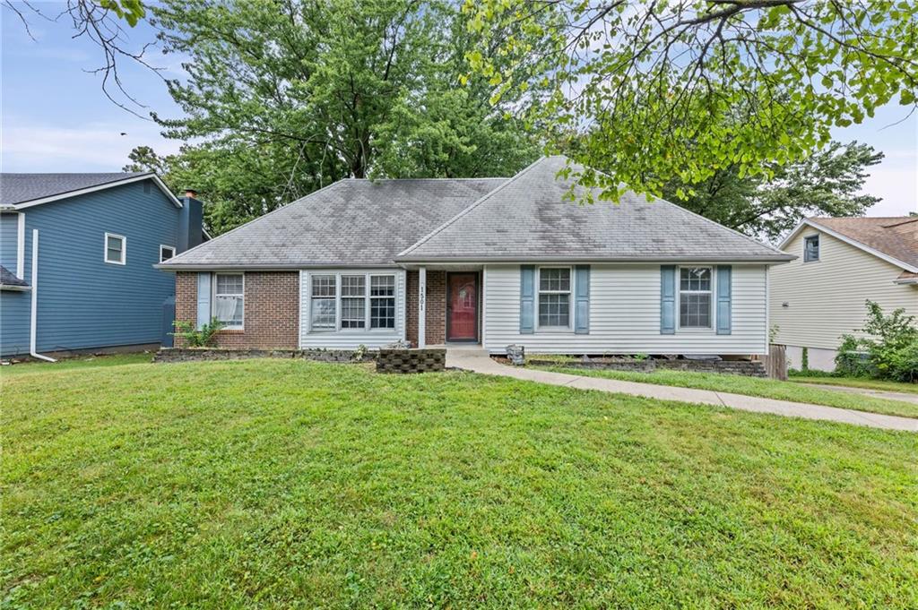 Listing Photo MLS #HMS2641432
