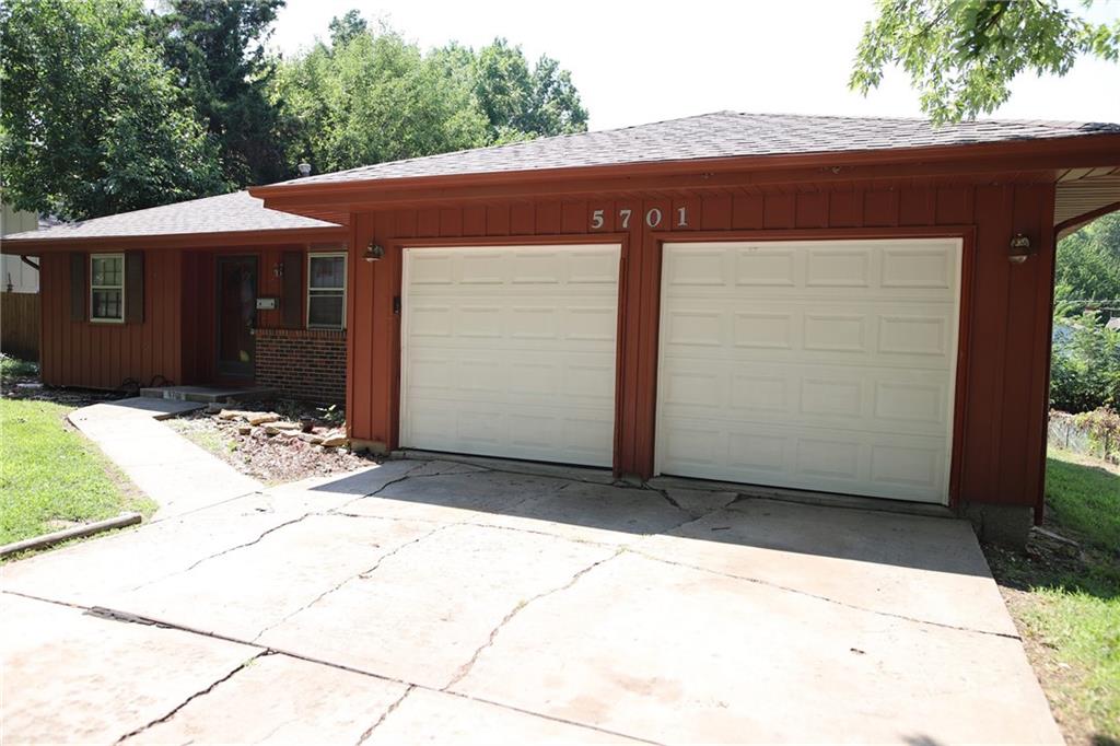 Listing Photo MLS #HMS2641485
