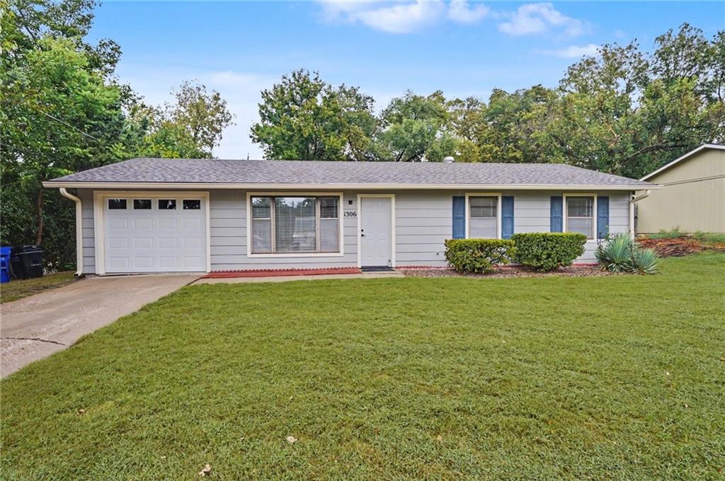 Listing Photo MLS #HMS2641531