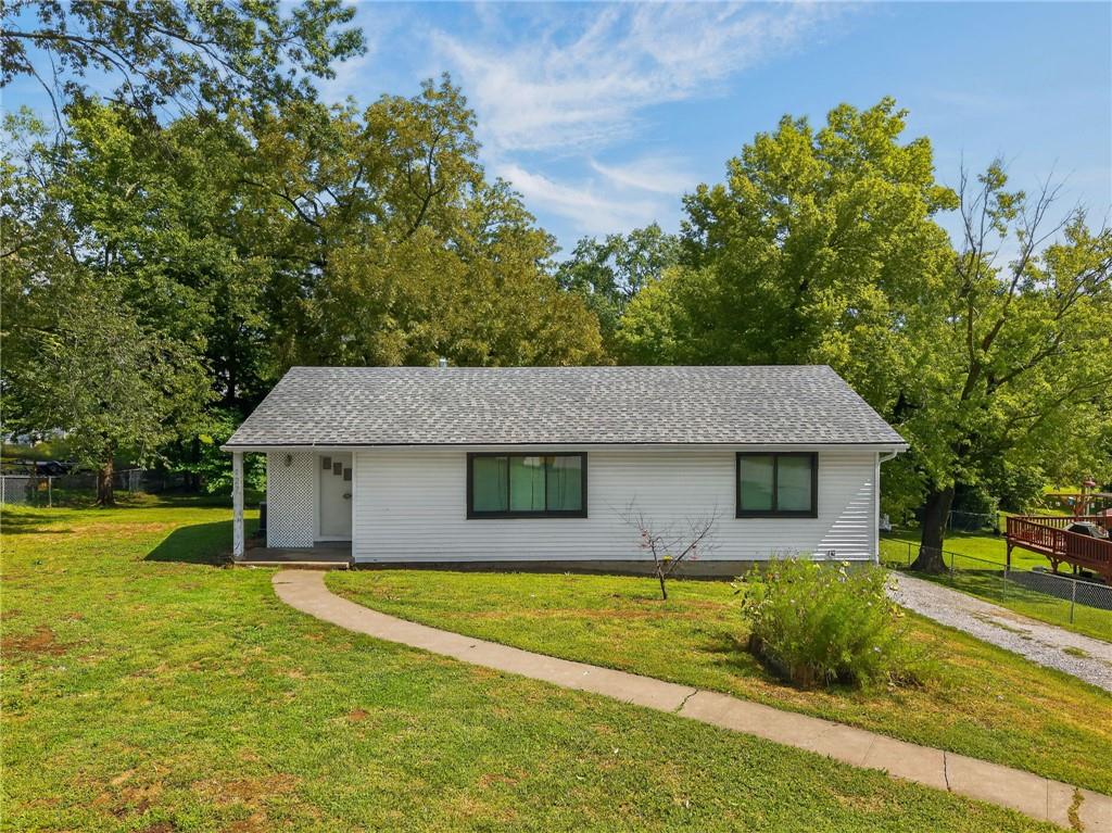 Listing Photo MLS #HMS2641627