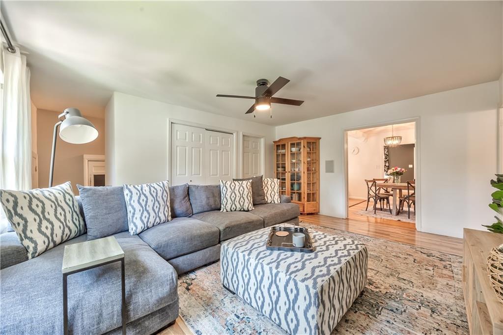 Listing Photo MLS #HMS2641782