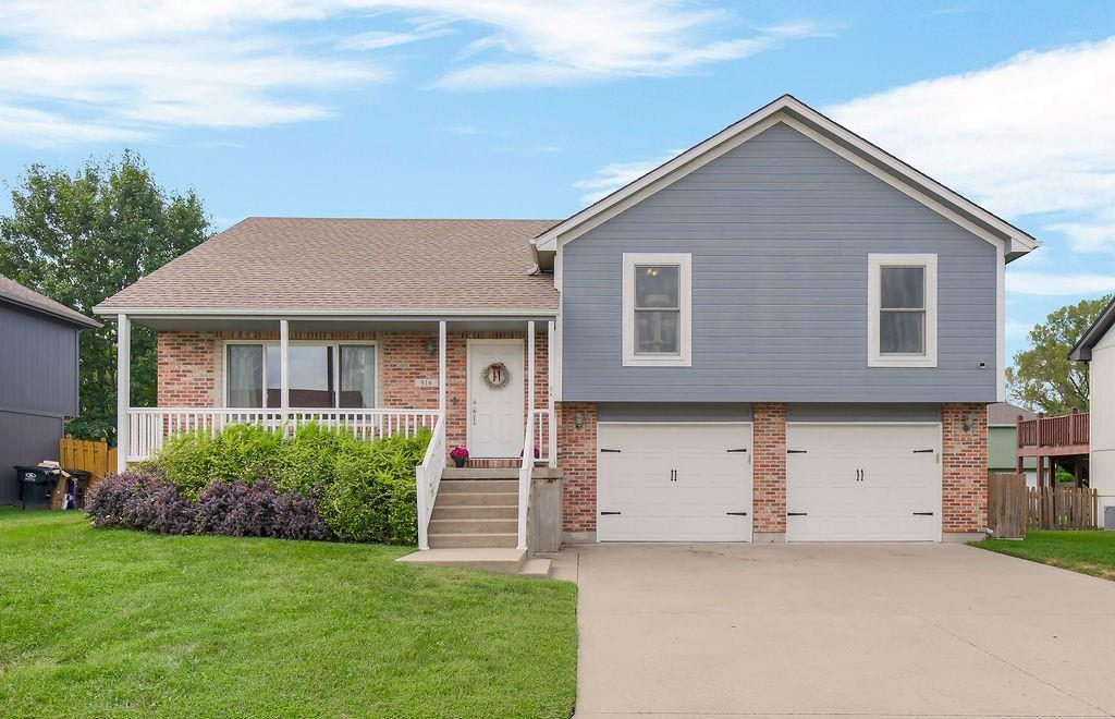 Listing Photo MLS #HMS2641883