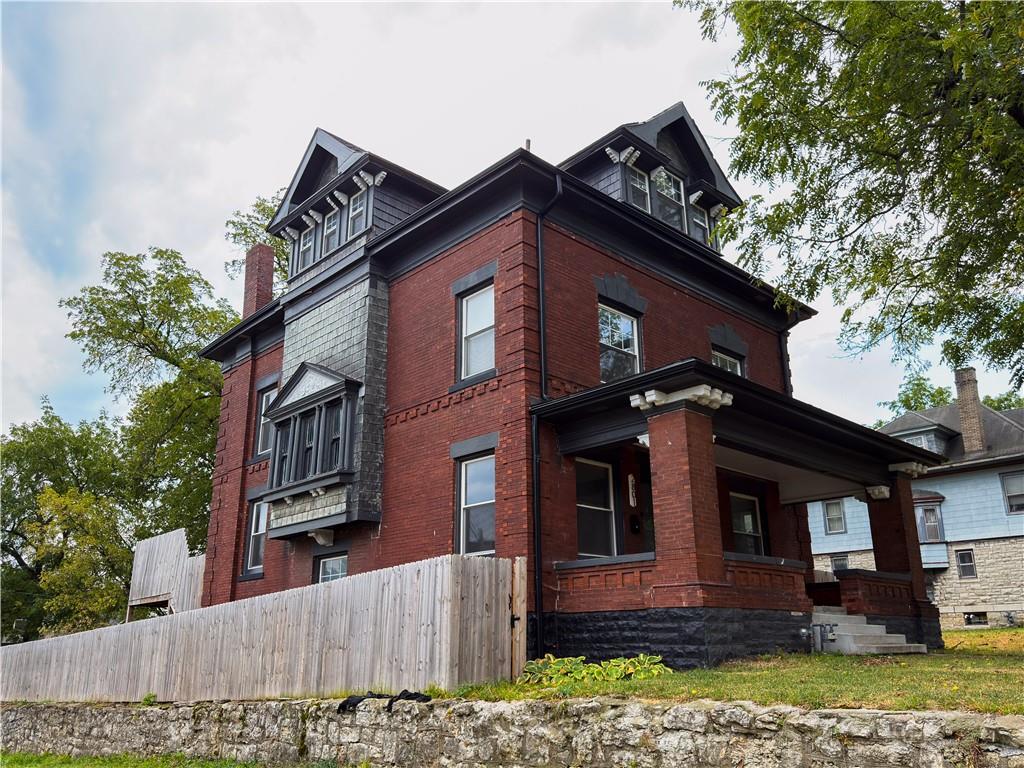 Listing Photo MLS #HMS2641911