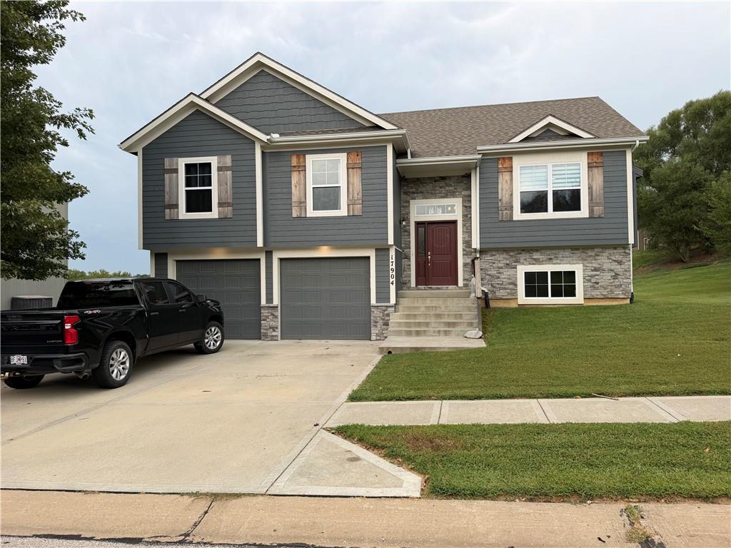 Listing Photo MLS #HMS2641922