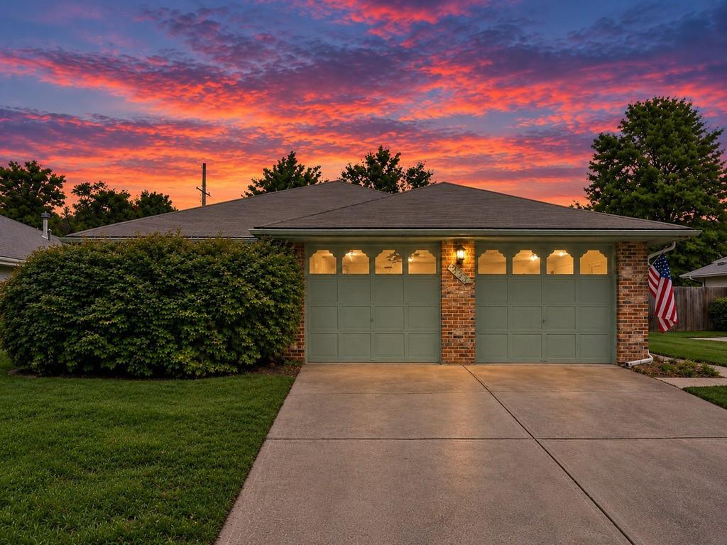 Listing Photo MLS #HMS2641931