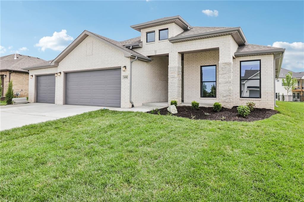 Listing Photo MLS #HMS2642046