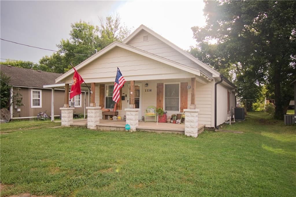 Listing Photo MLS #HMS2642095