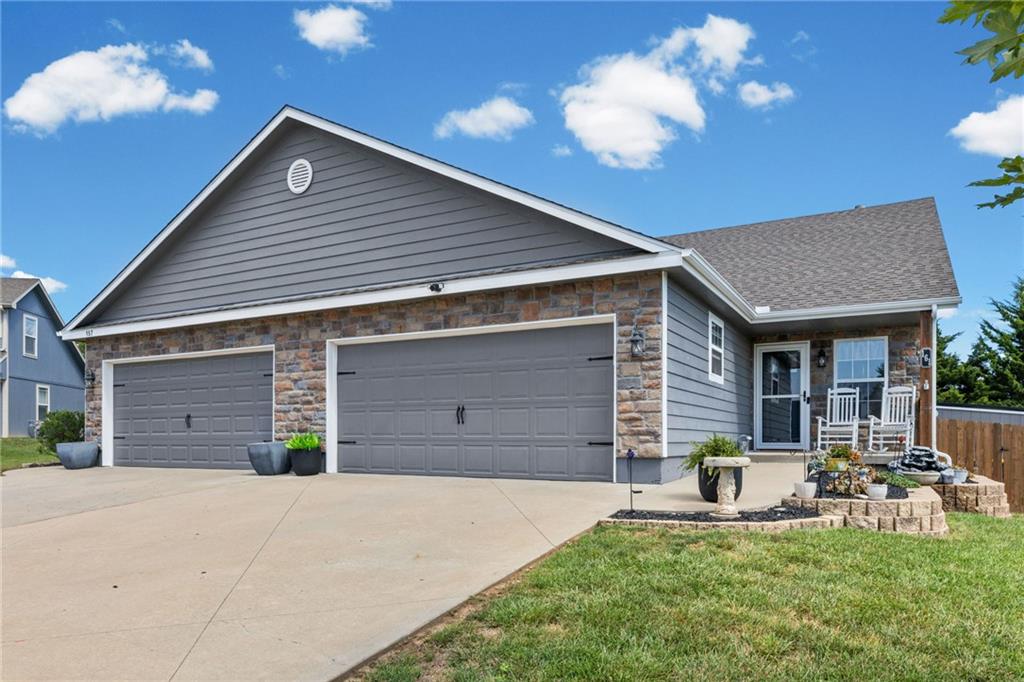 Listing Photo MLS #HMS2642263