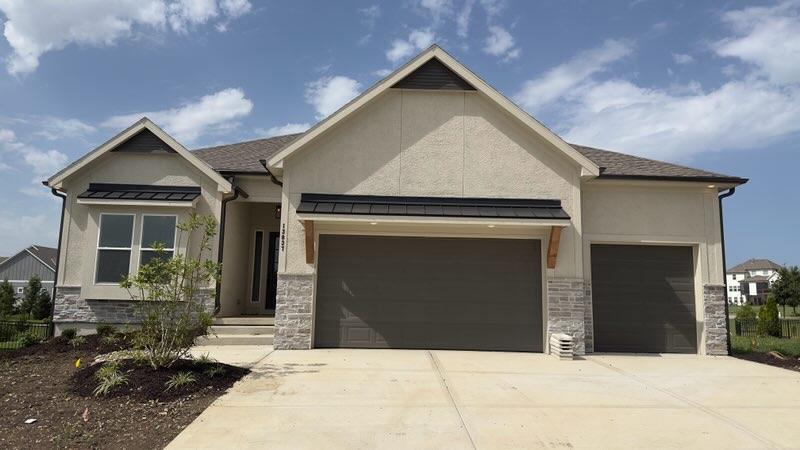 Listing Photo MLS #HMS2642805