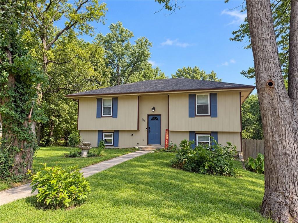 Listing Photo MLS #HMS2642917