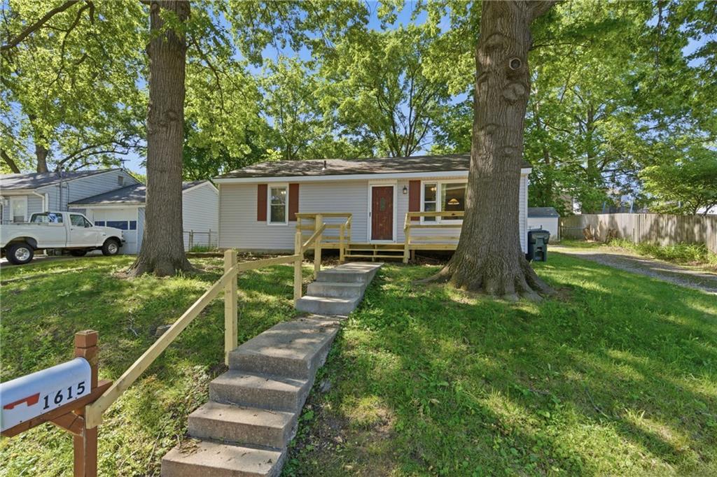 Listing Photo MLS #HMS2643039