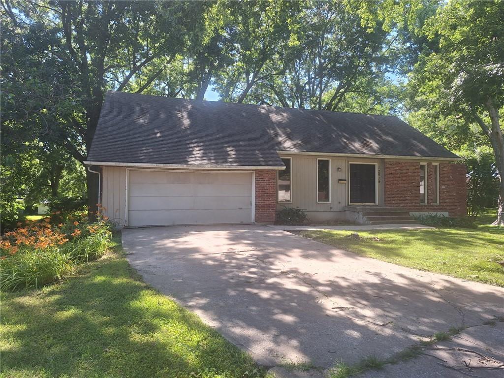 Listing Photo MLS #HMS2643055