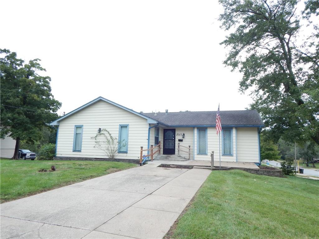 Listing Photo MLS #HMS2643086