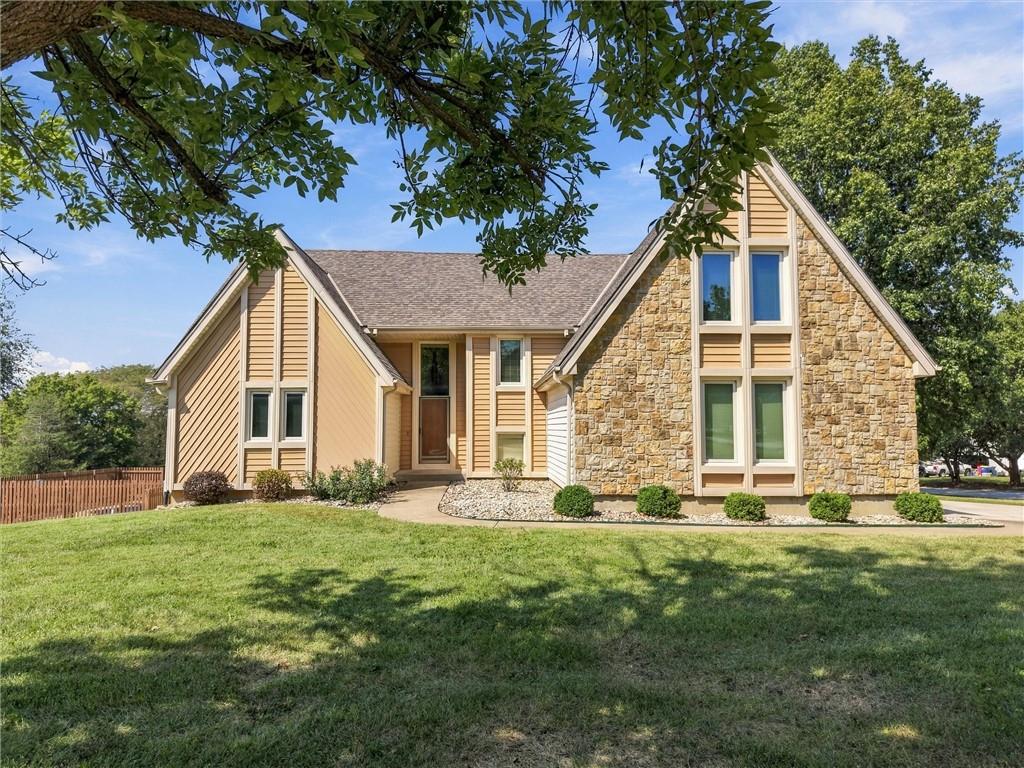 Listing Photo MLS #HMS2643130
