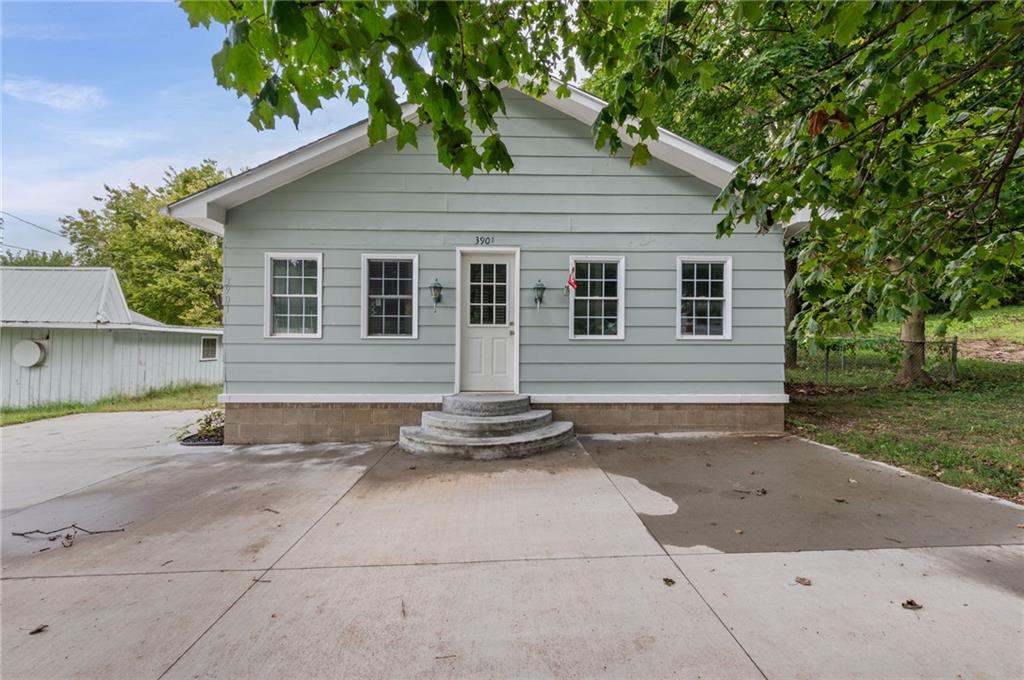 Listing Photo MLS #HMS2643306