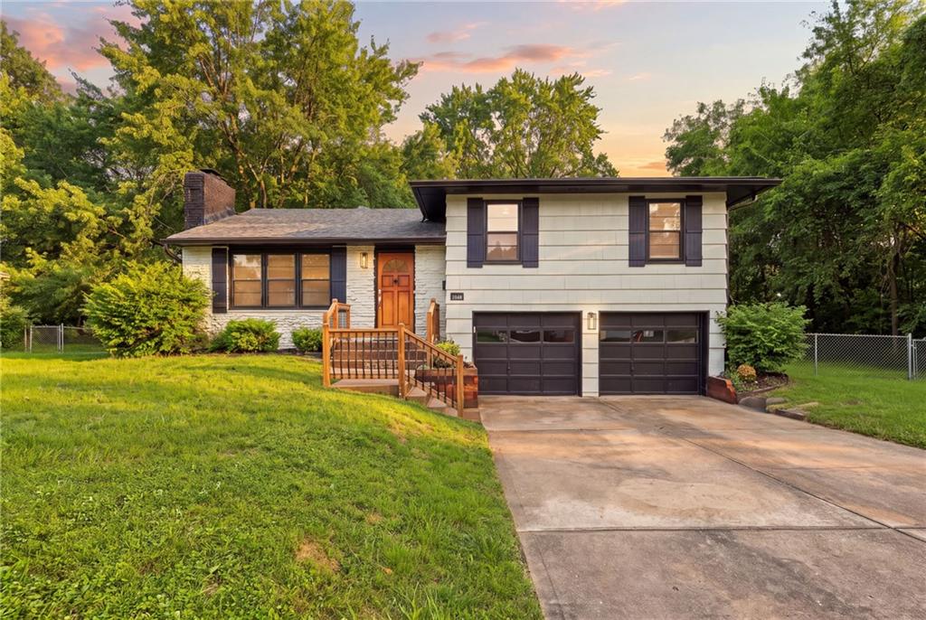 Listing Photo MLS #HMS2643312