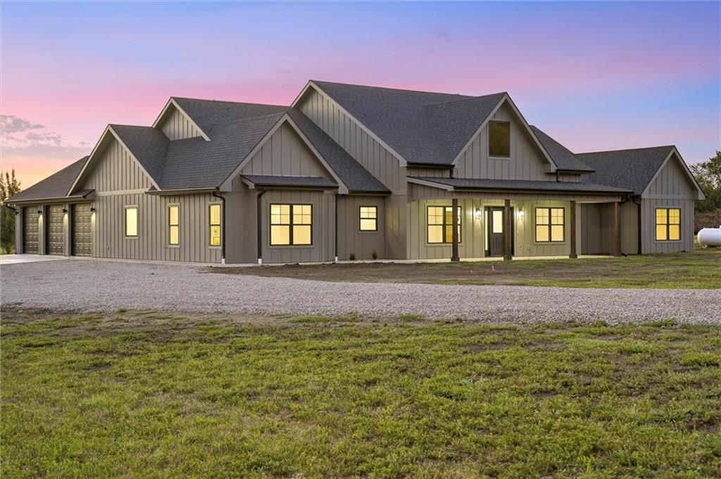 Listing Photo MLS #HMS2643324