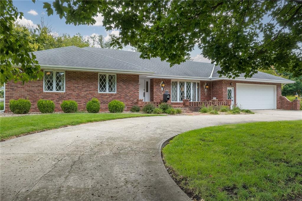 Listing Photo MLS #HMS2643361