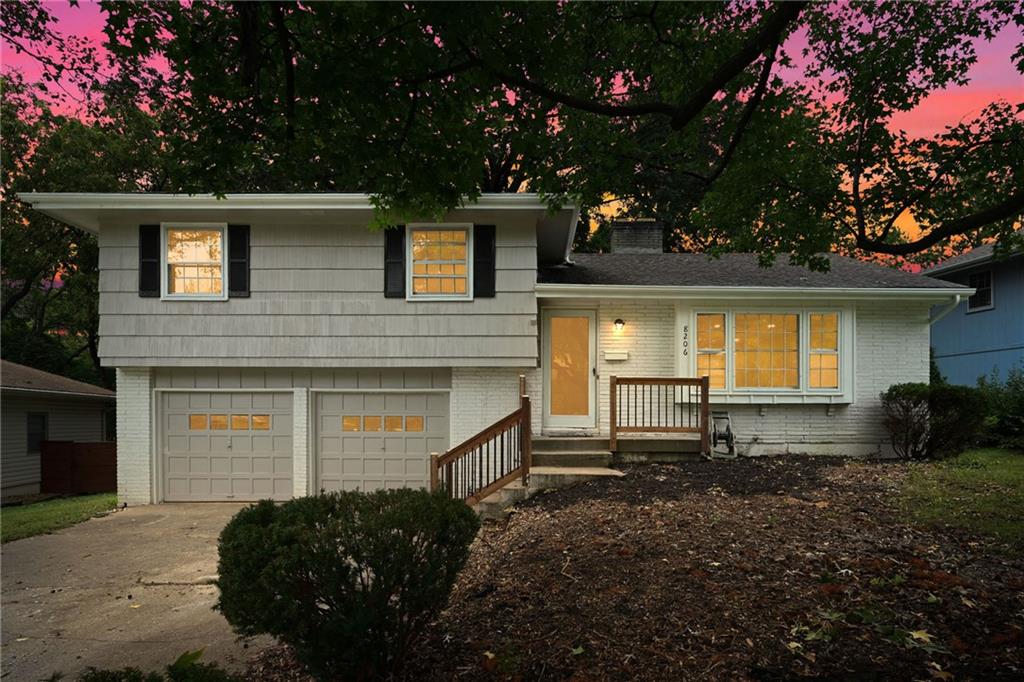 Listing Photo MLS #HMS2643507