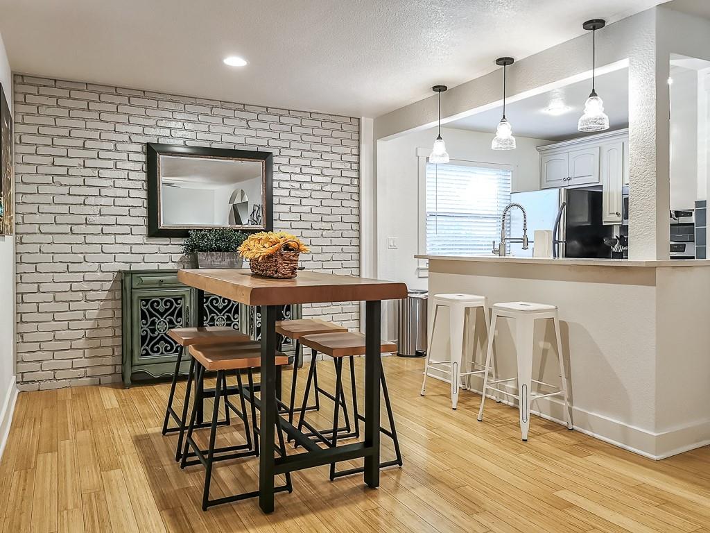Listing Photo MLS #HMS2643683