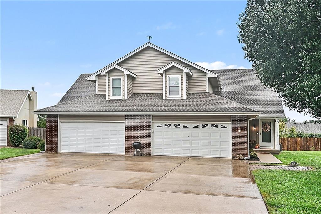 Listing Photo MLS #HMS2643777