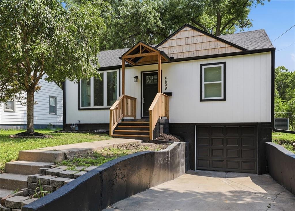 Listing Photo MLS #HMS2643853