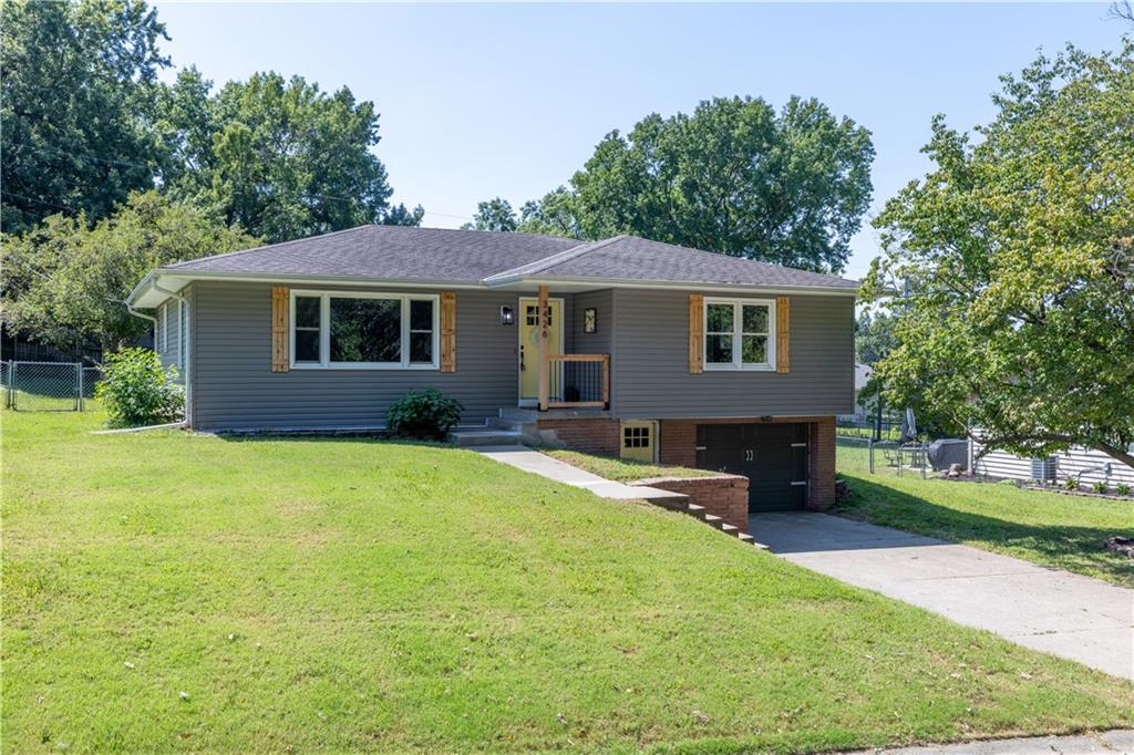 Listing Photo MLS #HMS2643872