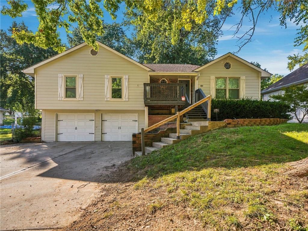 Listing Photo MLS #HMS2644129