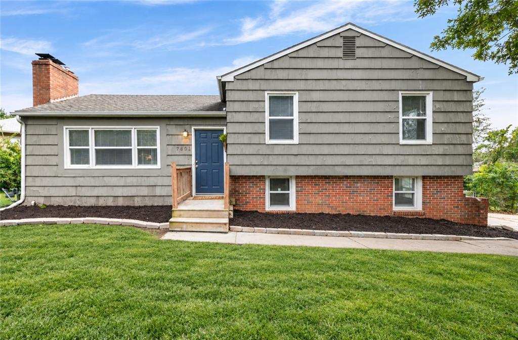 Listing Photo MLS #HMS2644151